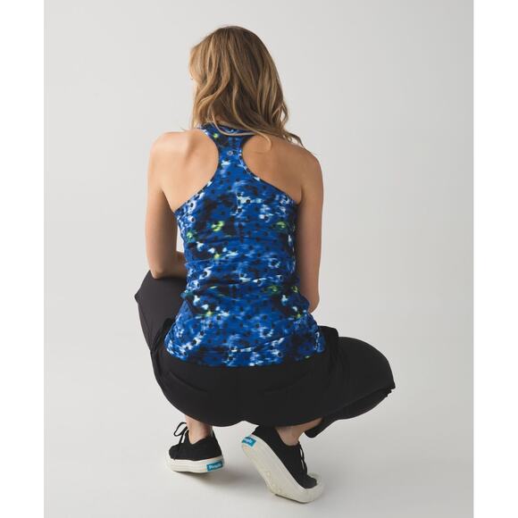 Lululemon Cool Racerback Windy Blooms Sapphire Blue Multi Tank Top Size 2 - Picture 3 of 8